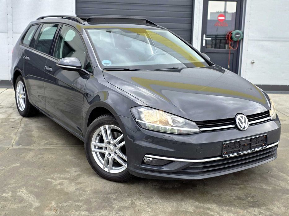 Volkswagen Golf 7.5 1.6 TDI 2017 Comfortline Panoramic Parktronic Navi
