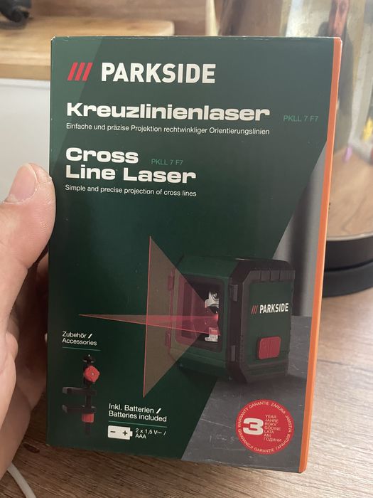 Лазерен нивелир parkside