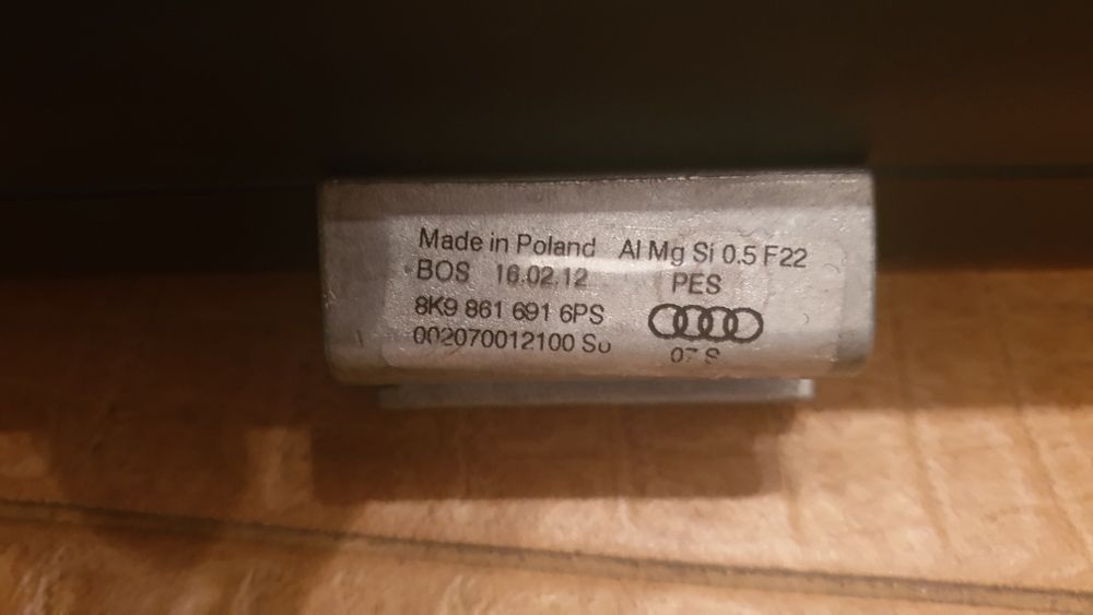 AUDI A4 след 2012г.щора/мрежа/багажник вертикално отваряне мрежа-100лв