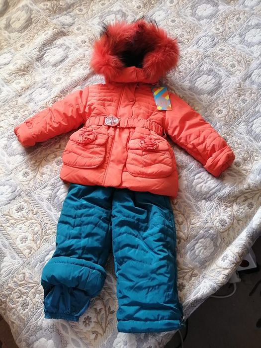 Продам комбинезоны, куртки детские- Зима