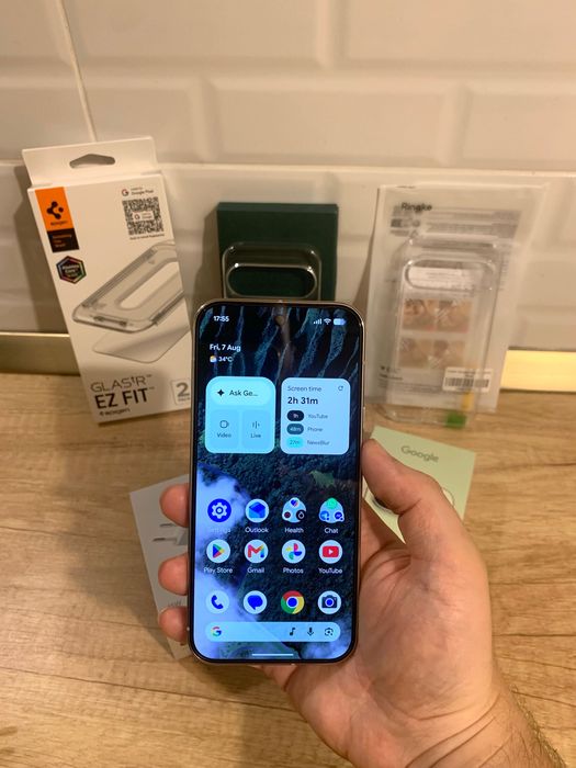 Google Pixel 10 Pro, 16GB Ram, 256 GB (UFS 4.0), 100% Baterie (25 cicluri), Culoare Jade, FullBox (In Garantie)
