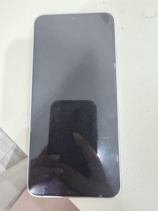 Samsung S 24+ продам в хорошем состоянии