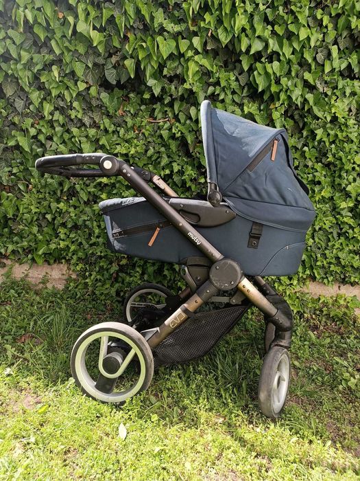 БЕБЕШКА КОЛИЧКА 2 В 1 MUTSY EVO