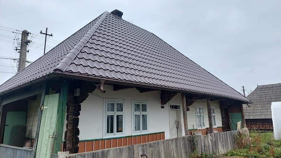 Firma meseriași Montaj acoperișuri reparati acoperișuri dulgherie acoperișuri complete oferta tabla și manopera 50/80 lei mp2 sună azi pentru oferta