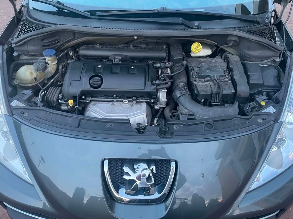 Peugeot  207 1.4 16 V 2013
