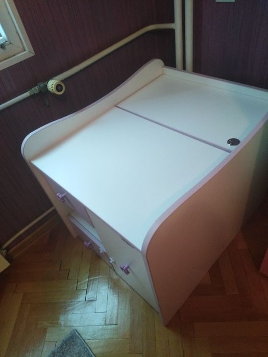 Ракла с шкафчета за детска стая