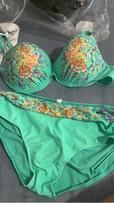 Costum baie mărimea 54