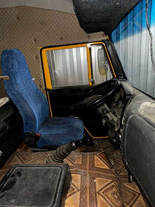 КамАЗ Тягач 2008 года