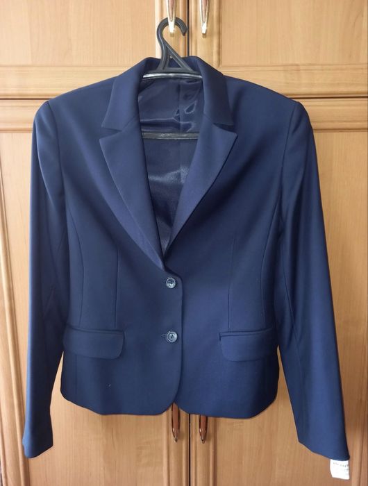 Весь комплект. Новая школьная форма Angelcher. 46 р. Рост 164.