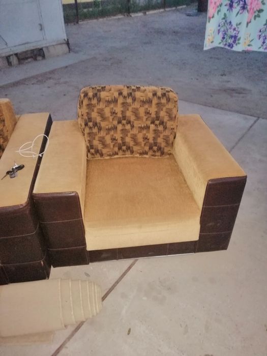 Продам мягкую мебель.