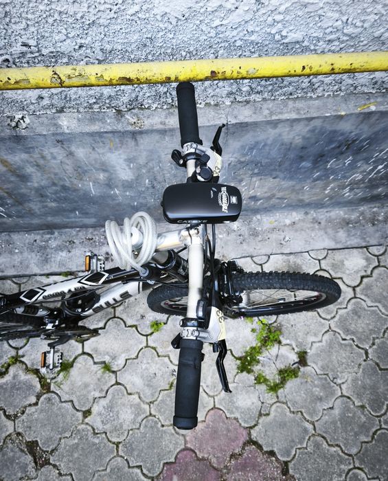 Bicicletă BULLS 26 " complet echipată.