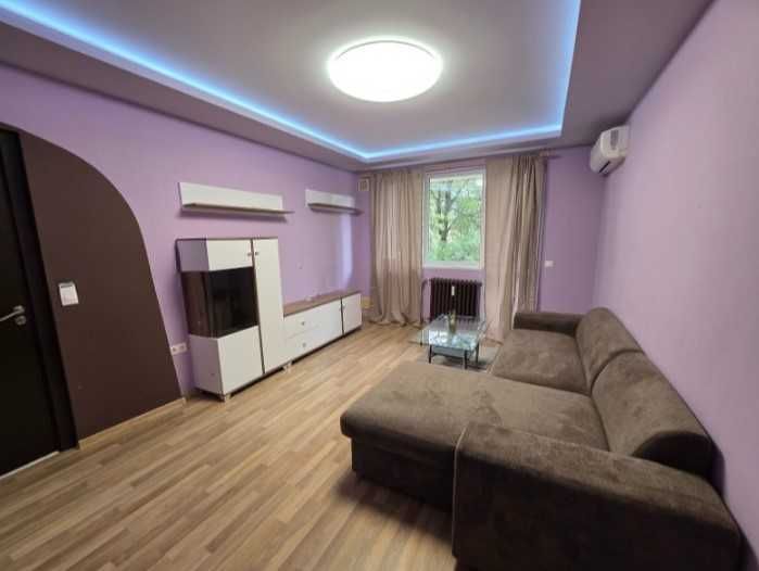 Дава се под наем Двустаен апартамент в София, Център - 58 кв.м за 639 € - Снимка #3