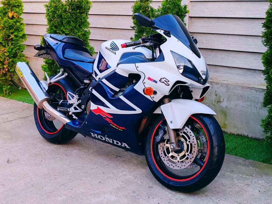 Honda cbr 600 f4i