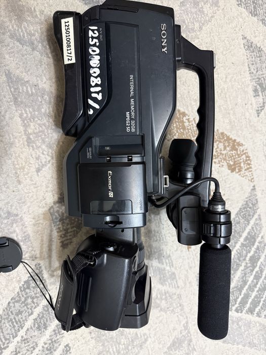Камера Sony DCR-SD1000