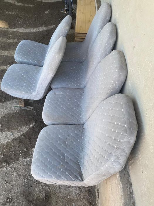 Продам сиденья от бусика