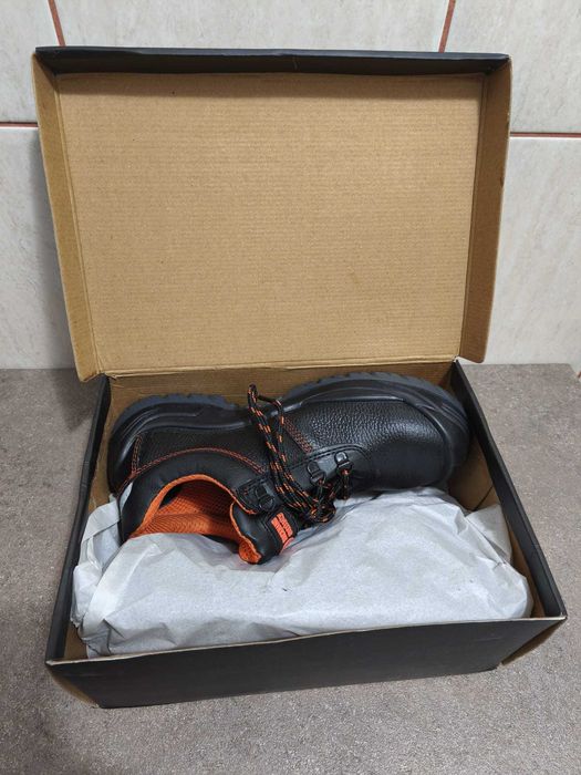 Bocanci Backnang Safety Made in India