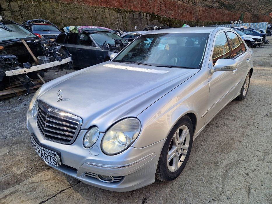 Mercedes W211 E220CDI 170кс Avantgarde Delphie ксенон седан автоматик