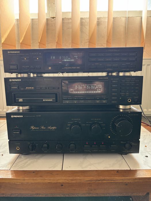 Amplificator Pioneer A757 (Japan) / PD-M730/F-550RDS