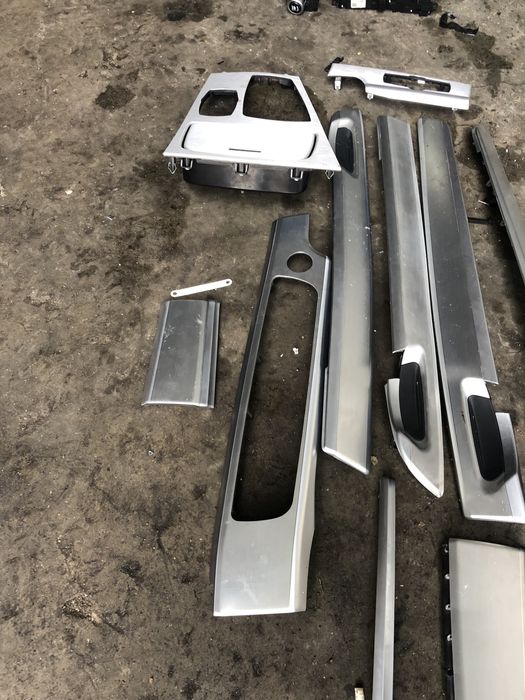 Интериорни лайстни бмв 7 ф01 ( interiorni laistni bmw f01 )