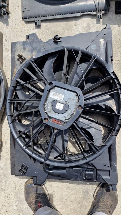 Gmw Electroventilator Mercedes A2115001693 CLS320 E W211 A2115050555