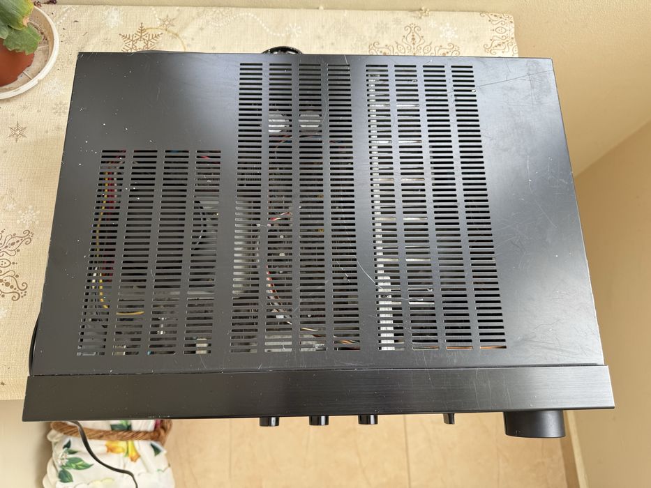 Denon PMA-680r Стерео усилвател