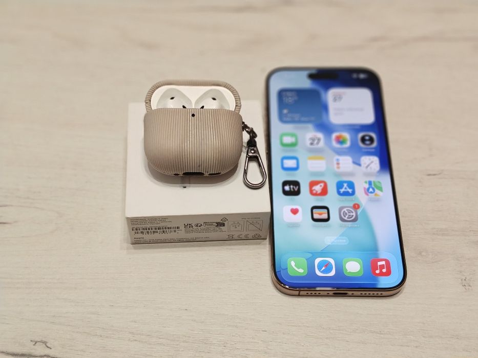 iPhone 16 Pro Max 256 GB+ Airpods 4