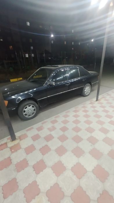 Продам Мерседес w124