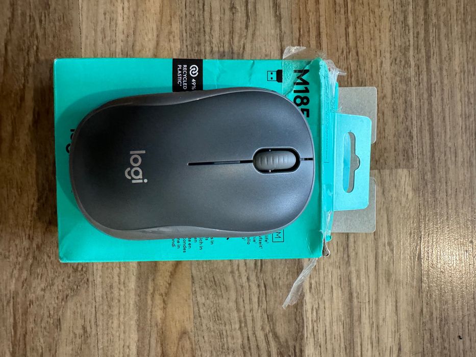 Мишка Logitech M185