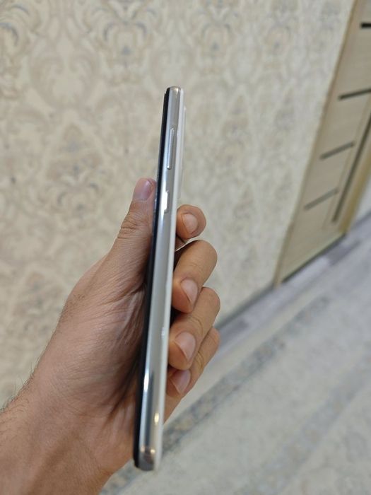 Galaxy A52 128GB в идеальном состоянии