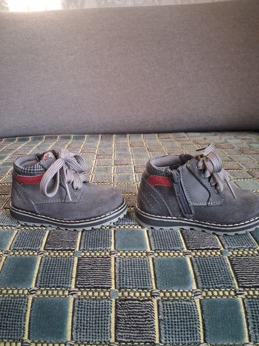 Продам дет.обувь