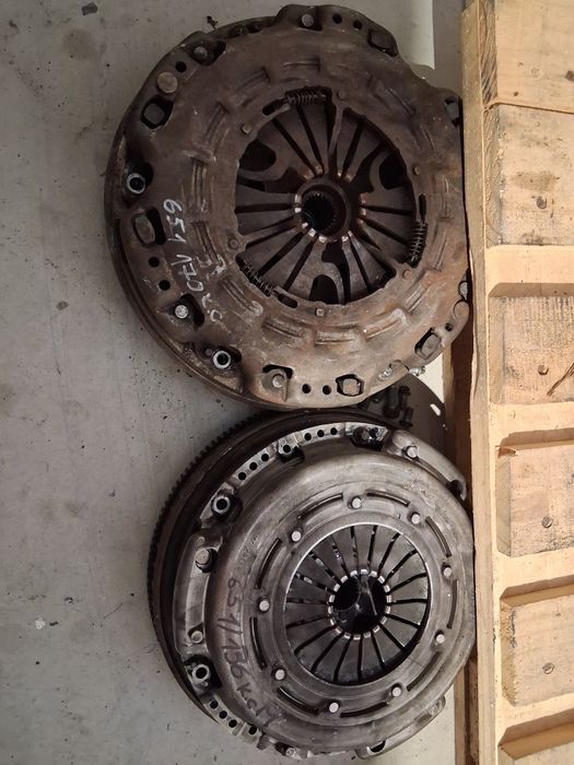 Съединител+маховик мерцедес Ц,Е класа w204,w212 651 двигател