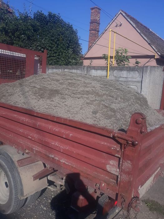 Nisip balastru piatra