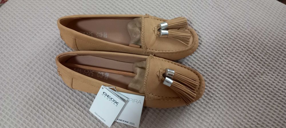 Mocasini noi Geox, din piele, marimea 35