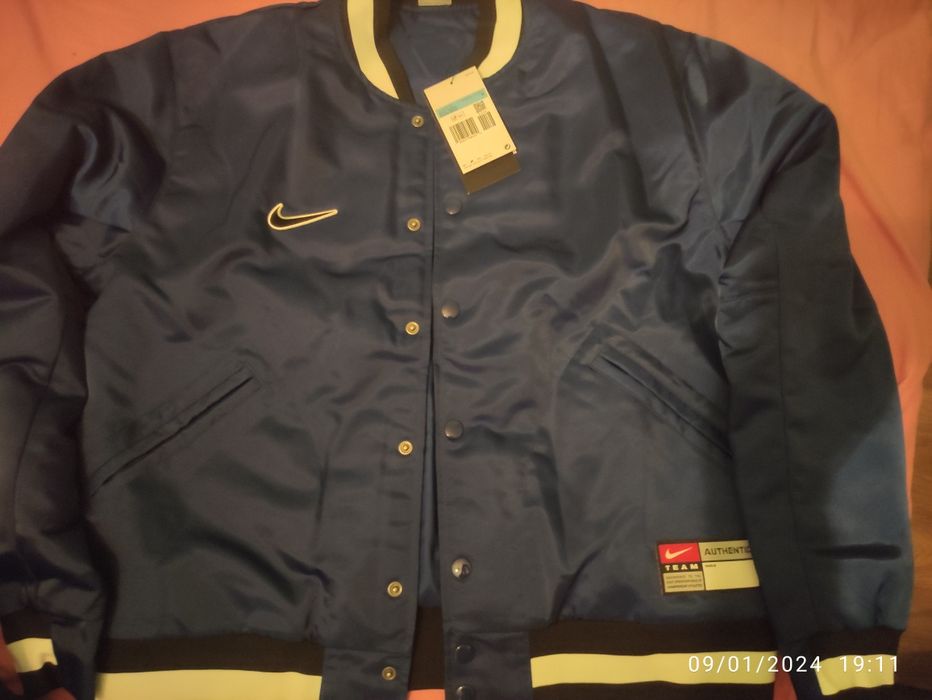 Яке/якета Nike, Diesel, размер М и L