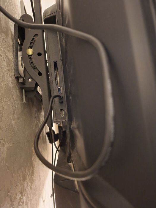 Shivaki 43 tv surochni sotiladi