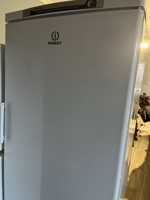 Морозильник Indezit