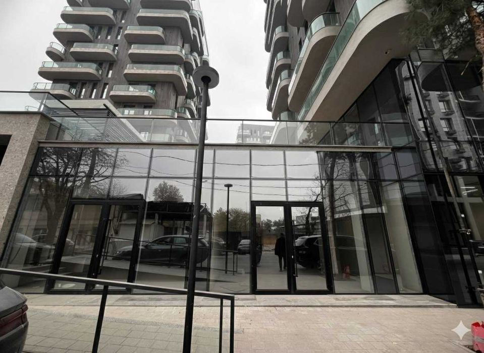 Ритейл и шоурум 2×100 м² вдоль дороги, Parkwood - продажа (55)