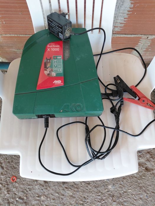 електропастир 12v.и 220v с всички консумативи.