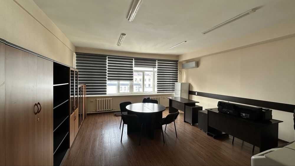 Сдаётся офисное помещение в центре — Урда Шайхантахурский