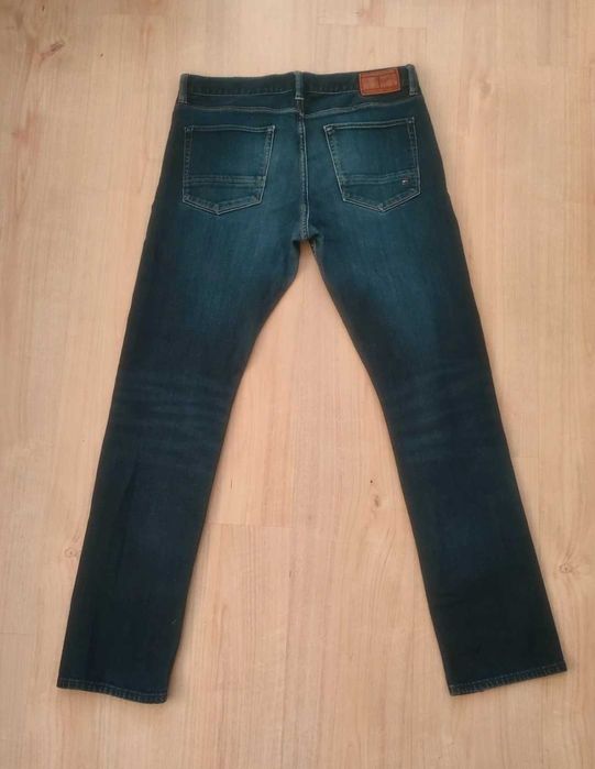 Blugi Tommy Hilfiger