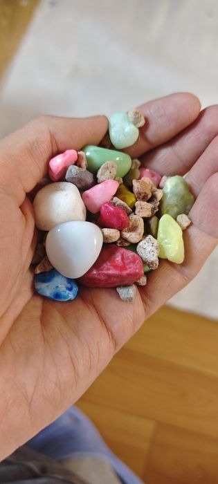 Akvarium toshlari, har xilidan