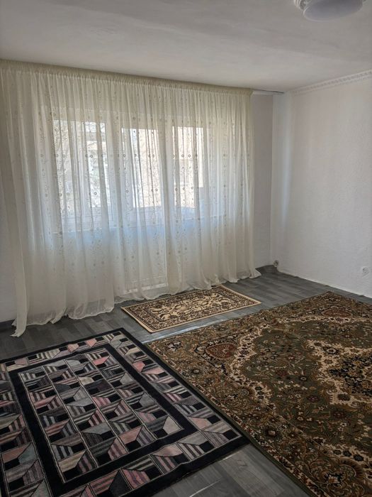 Apartament 2 camere - semidecomandat