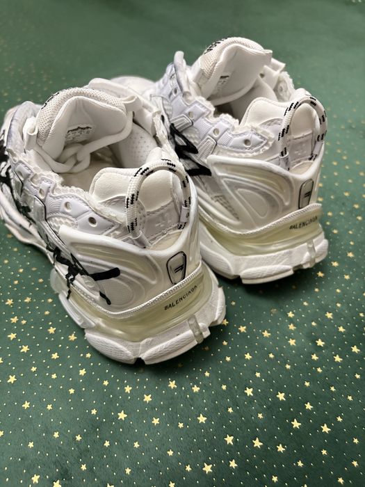 Balenciaga Runner Graffiti White Black