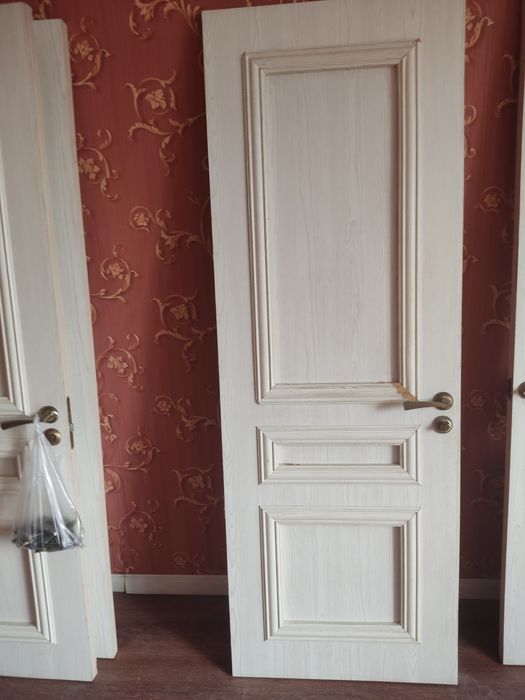 Продам двери б/у, недорого
