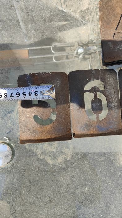 Цифры полукруглые