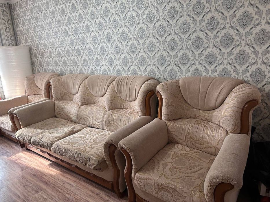 Диван раскладной с креслами