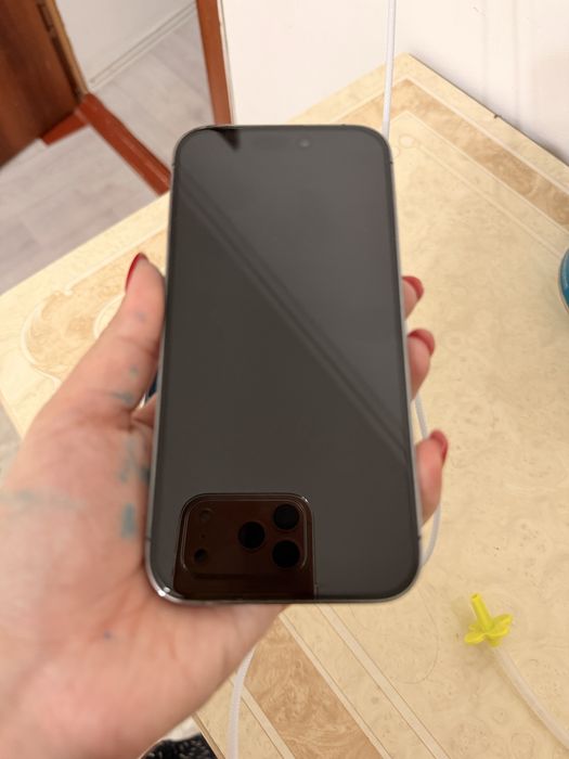 Iphone 14 pro продается