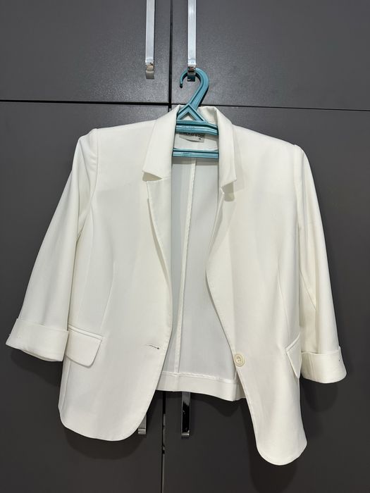 Женский пиджак.