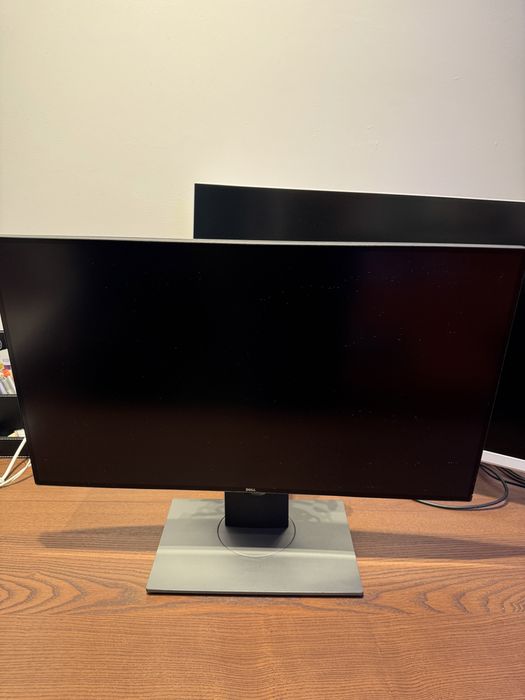 Monitor DELL 27” QHD(2K) 2560 x 1440 (U2717D)