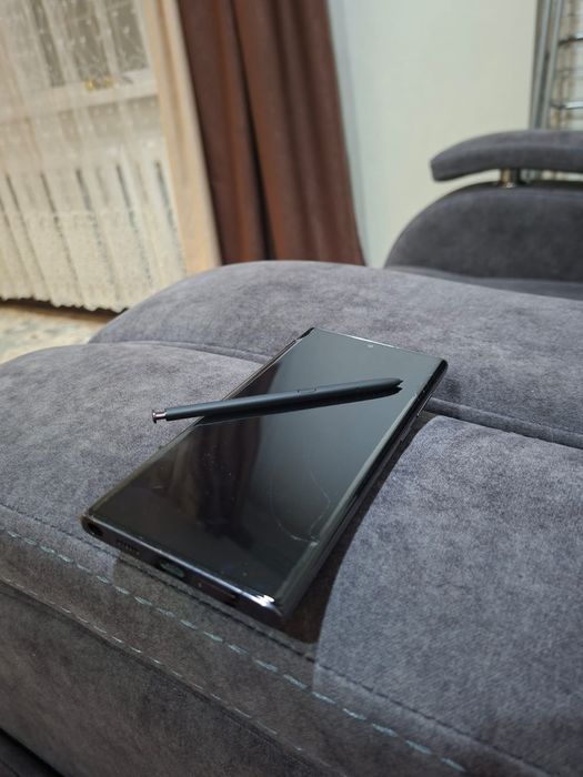 Продам Samsung s22 ultra